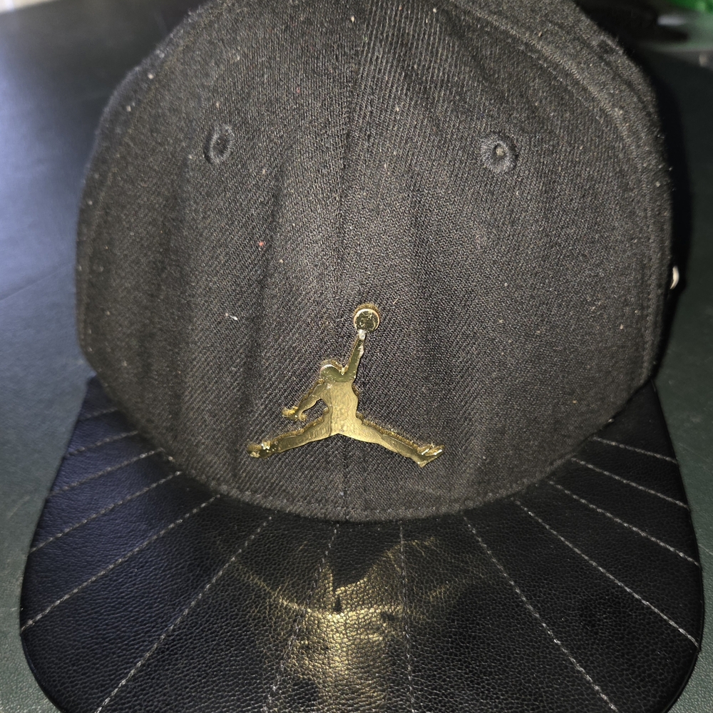 Jordan Jump Black Hat - Youth
